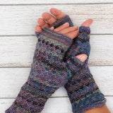 Shupaca Alpaca - NEW! Alpaca Gloves - Printed - Nightshade